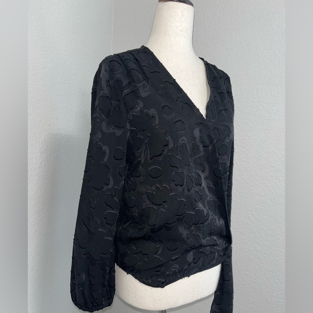 Madewell Floral Jacquard Side-Tie Wrap Top in Black - Picture 2 of 6